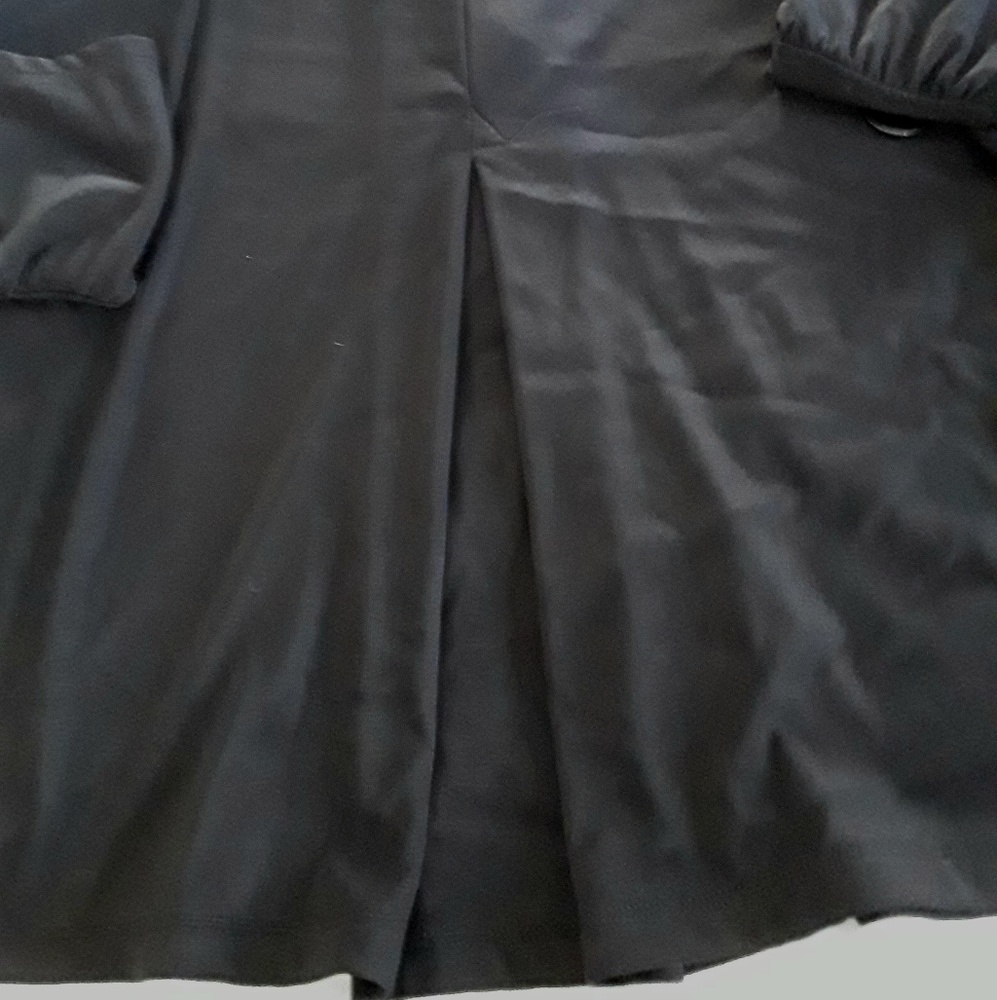 Cover up - Picture 4 of 5